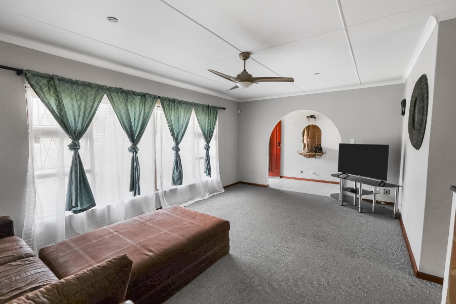 To Let 3 Bedroom Property for Rent in Amalinda Eastern Cape